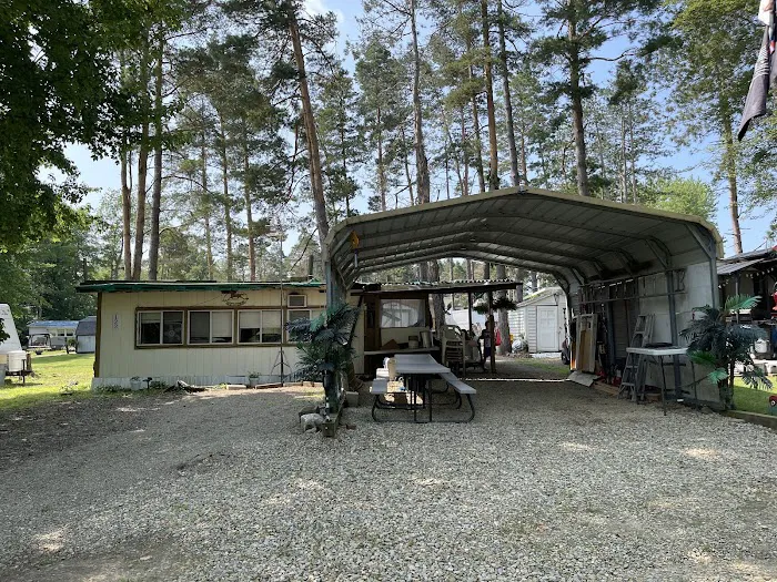 Runamuck Campground & RV Supply 6