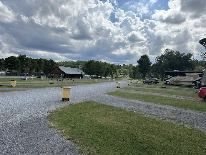 Leeman Field RV Park and Campground 3