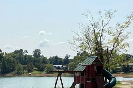 Cedar Cove RV Resort