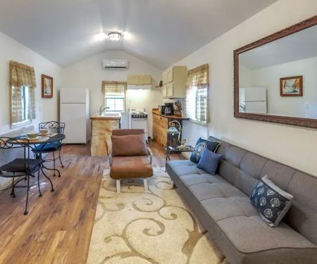 Redbud Acres Accommodations