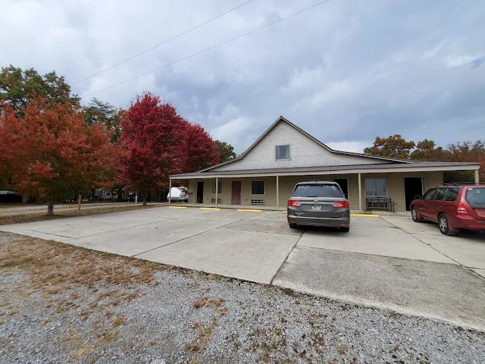Bledsoe Forest Campground and Apartment Rentals 7