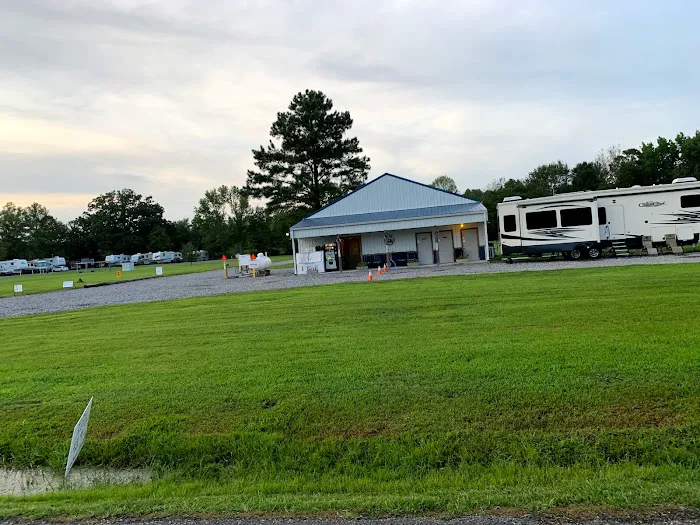 Camper Hollow Campground. 615.606.4346 4