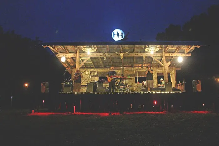 Howlin' Hill 5