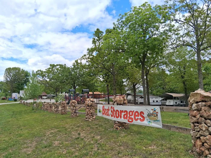 Truman Lake Resort RV Park 5