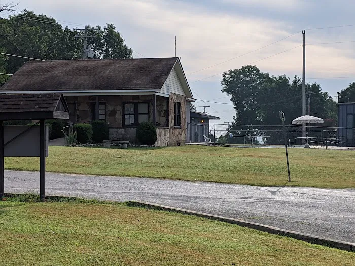 Rolling Meadows Mobile Home Community 6