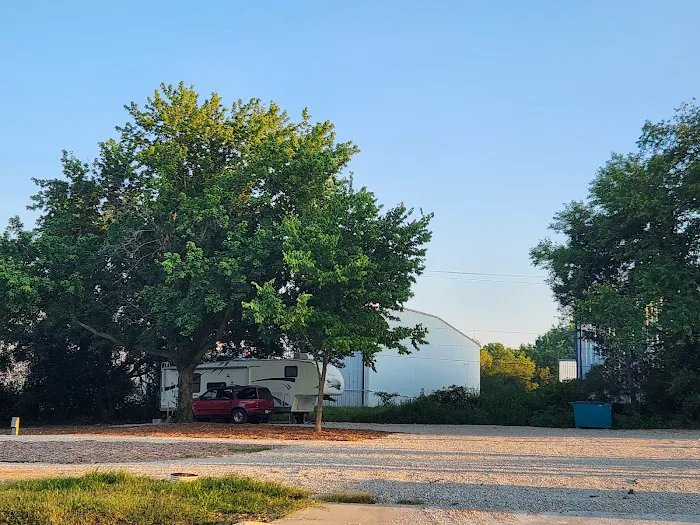 Caravan RV 4