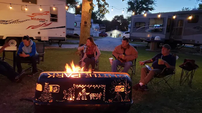 Cook's RV Motor Park 10