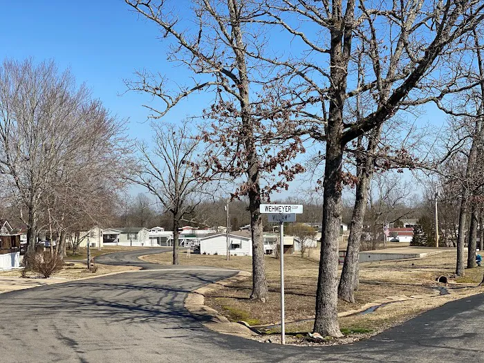 Rolling Meadows Mobile Home Community 4