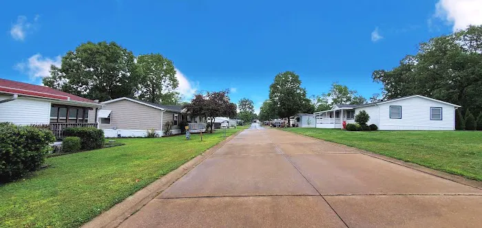 Rolling Meadows Mobile Home Community 2