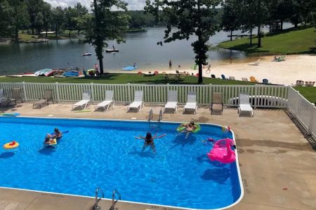 Horseshoe Bend / Crown Lake KOA Holiday