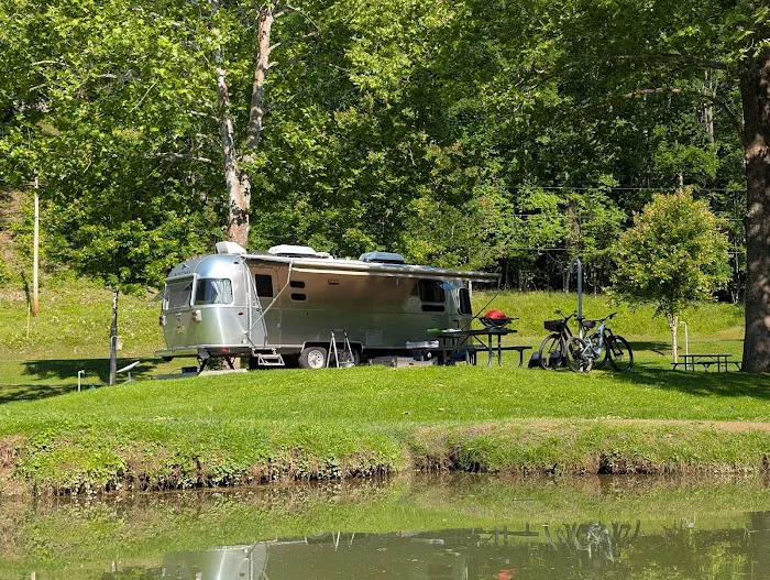 East Lynn Lake Campgrounds 8