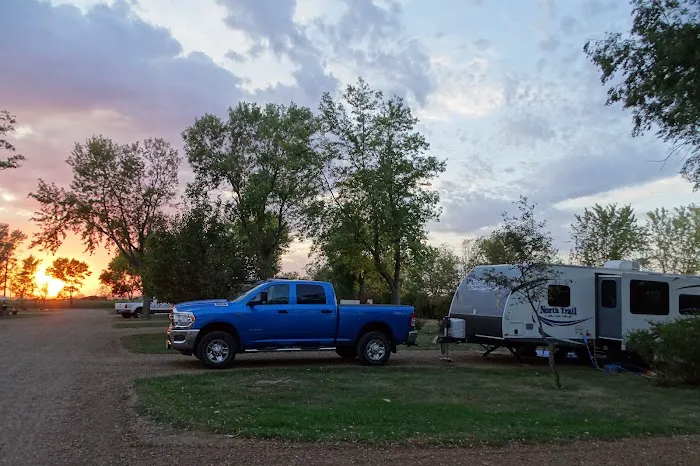 Dakota Sunsets Campground 3