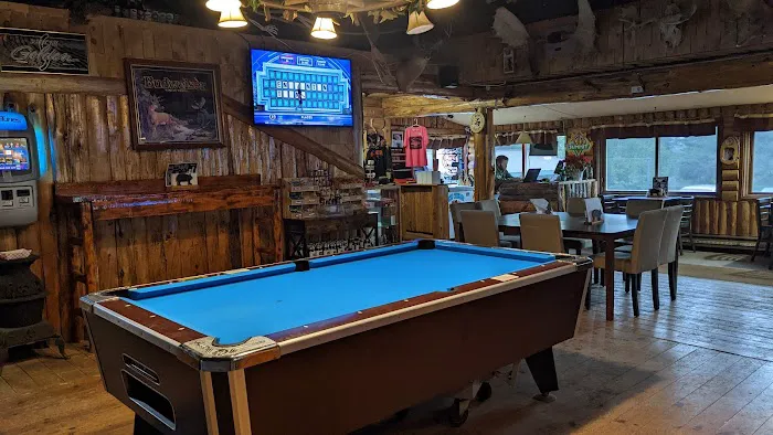 Wildhurst Lodge & Campground 5