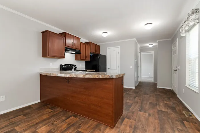 Center Manor 4