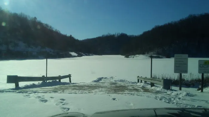 Curtisville Lake and Campground 1