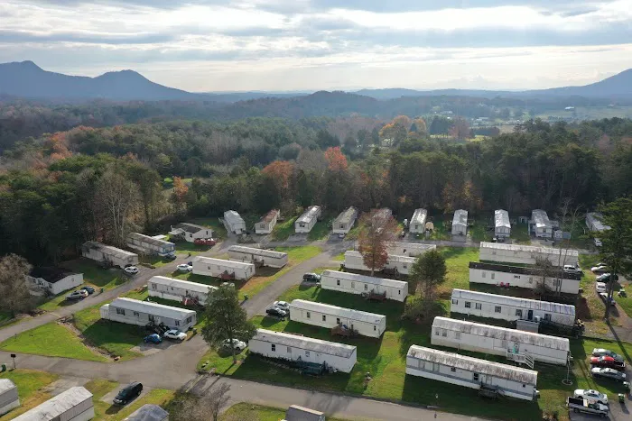 Woodbury Mobile Home Community 3