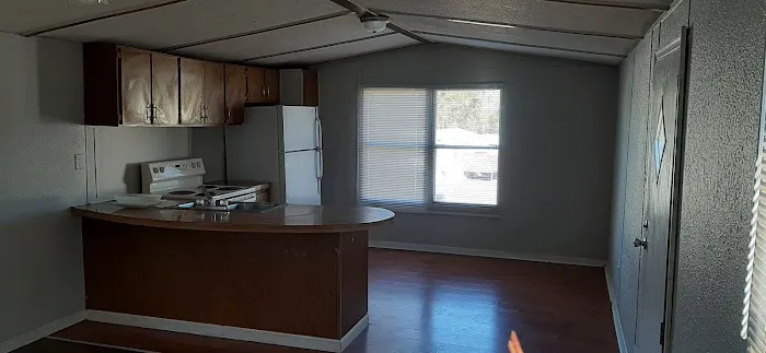 Woodbury Mobile Home Community 4