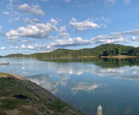 Webb's Lakefront Campground