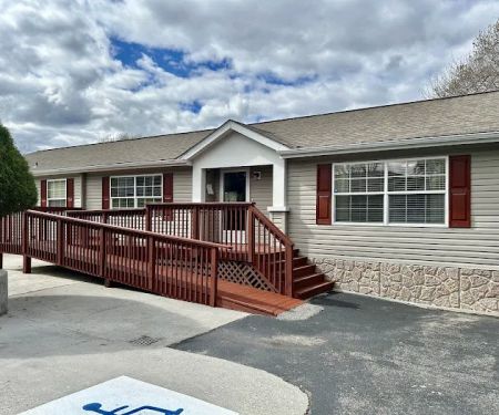Crestmore Pointe Mobile Home Park