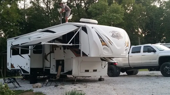 Tennessee Hills Campgrounds Picture 3