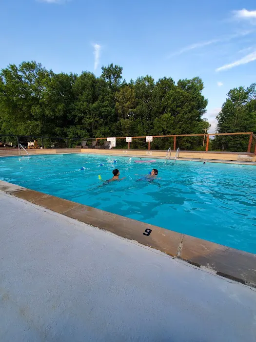 Whispering Oaks Campground Picture 1
