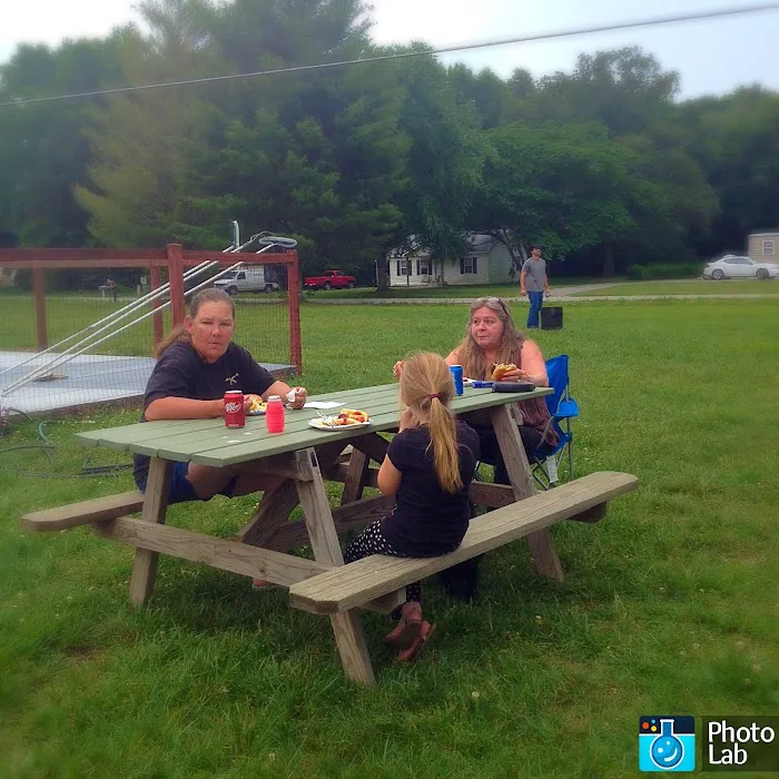 Whispering Oaks Campground Picture 8