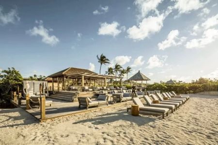 Best Luxury Resorts in the Caribbean for Refined Travelers