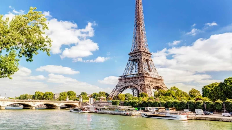 Best Luxury Tours in Paris: Exclusive Travel Experiences Beyond the Ordinary