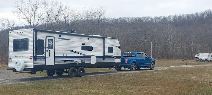 Robinson's Family Campground Picture 9