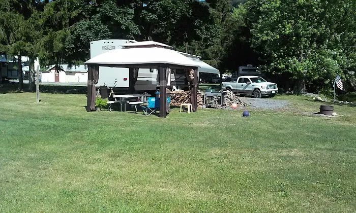 Idle Acres Camping Area Picture 8