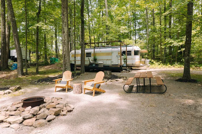 Rustic Acres RV Resort and Campground Picture 10