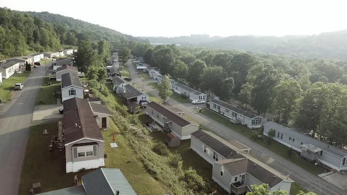 Rustic Ridge Mobile Home Park Picture 4