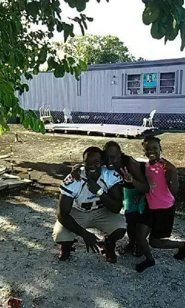 Mid-City Trailer Park Picture 2