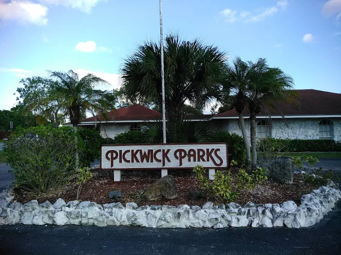 Pickwick Park LLC Picture 10