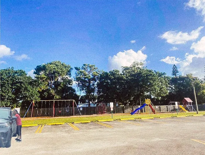 Pickwick Park LLC Picture 9