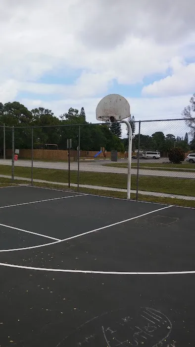 Pickwick Park LLC Picture 4