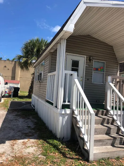 Holiday II Mobile Home Park Picture 2