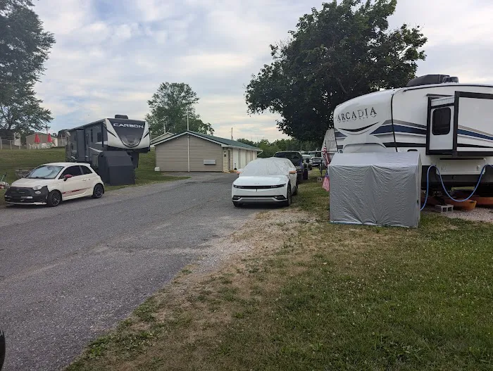 Walmar Manor Campground Picture 8