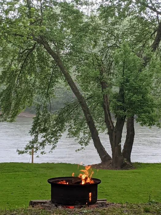 WaterSide Campground & RV Park Picture 9