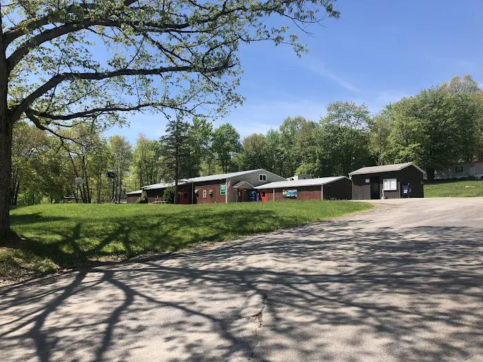 Brady Hills Mobile Home Park Picture 4