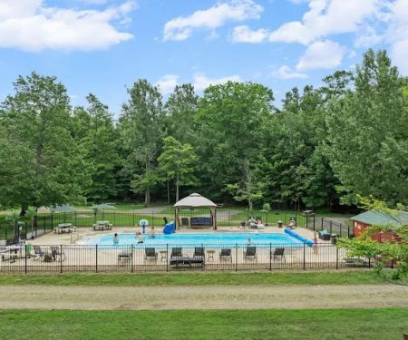 Forest Ridge Cabins and Campgrounds