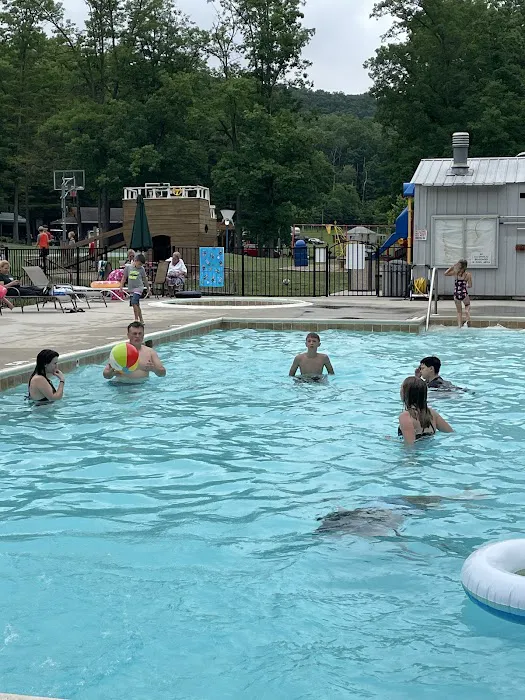 Deer Run Camping Resort Picture 9