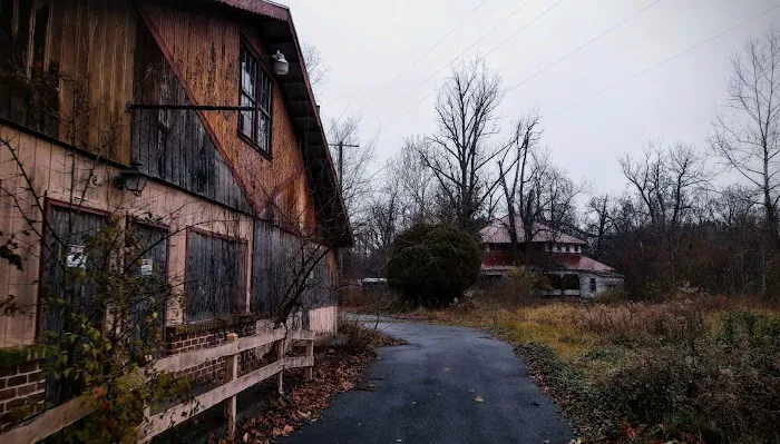 Williams Grove Mobile Home Park Picture 7
