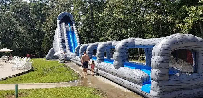 Adventure Bound Camping Resorts - Tall Pines Picture 5