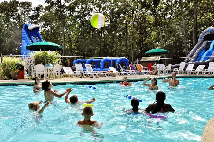 Adventure Bound Camping Resorts - Tall Pines Picture 4