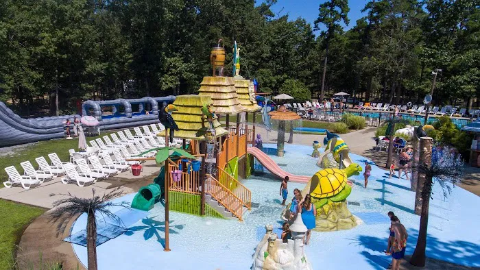 Adventure Bound Camping Resorts - Tall Pines Picture 3
