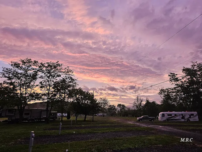 River Rock Camping & RV Park LLC. Picture 6