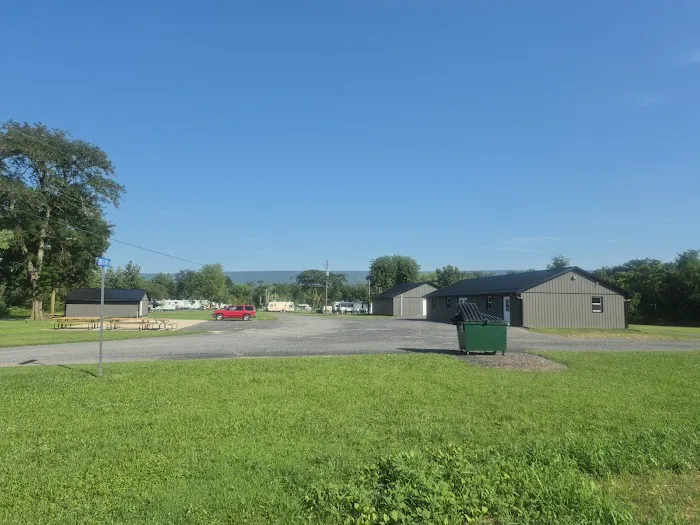 River Rock Camping & RV Park LLC. Picture 9