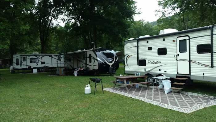 Kibbe's Island Park Campground Picture 2