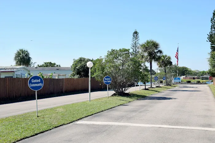 Lantana Cascade Manufactured Home Community Picture 6